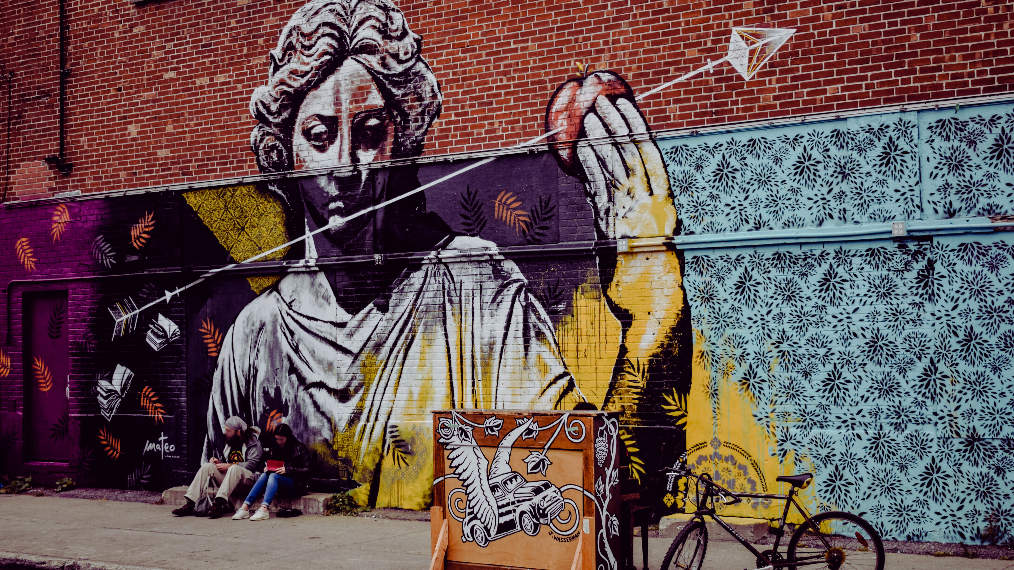 Graffiti: From Ancient Walls to Modern Streets – The Colorful Tale of Street Art