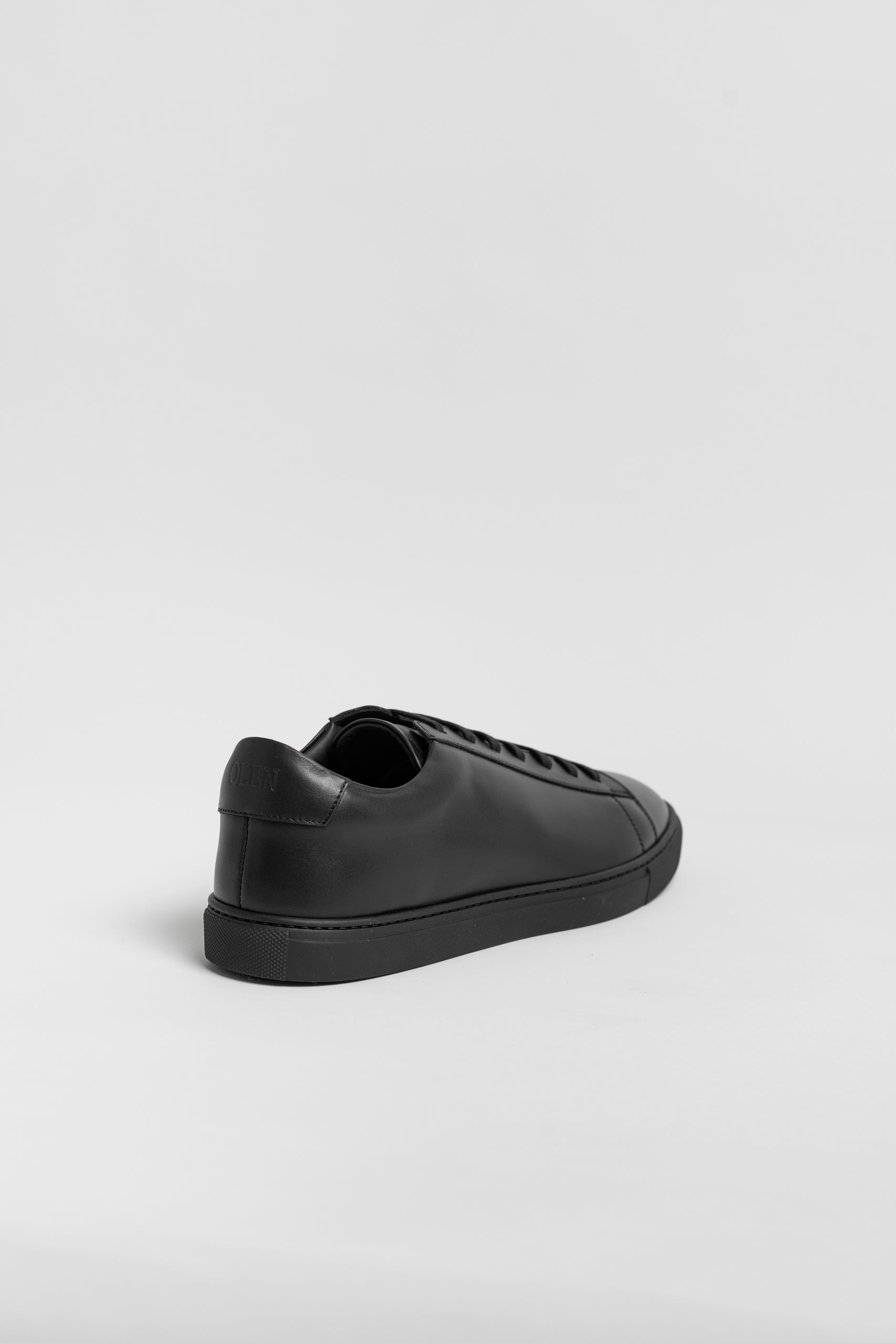 N | black calfskin città sneaker