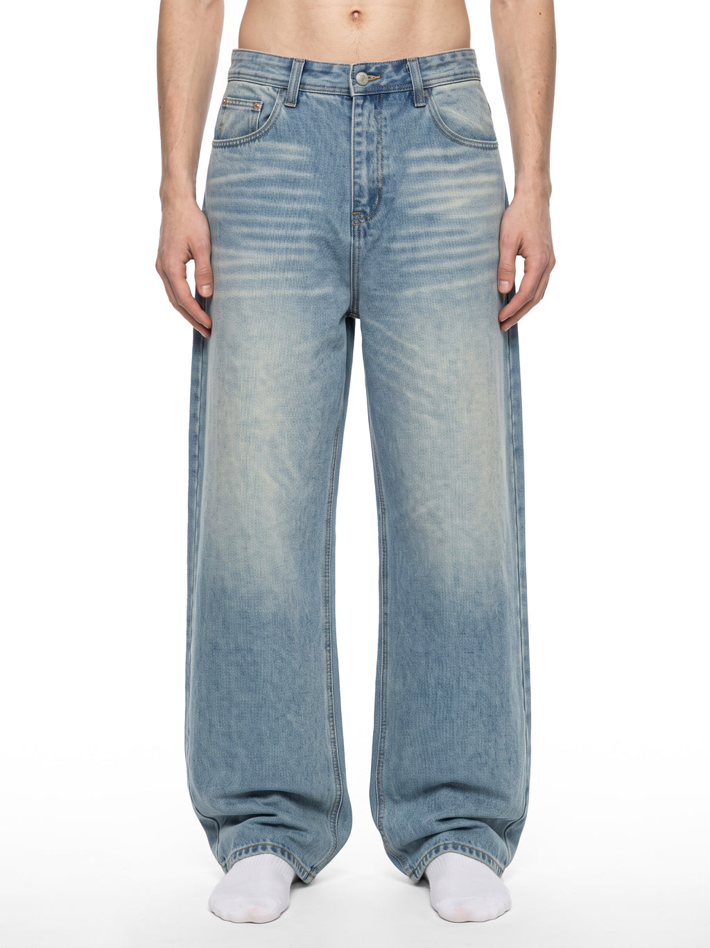 M | vintage wash denim jeans