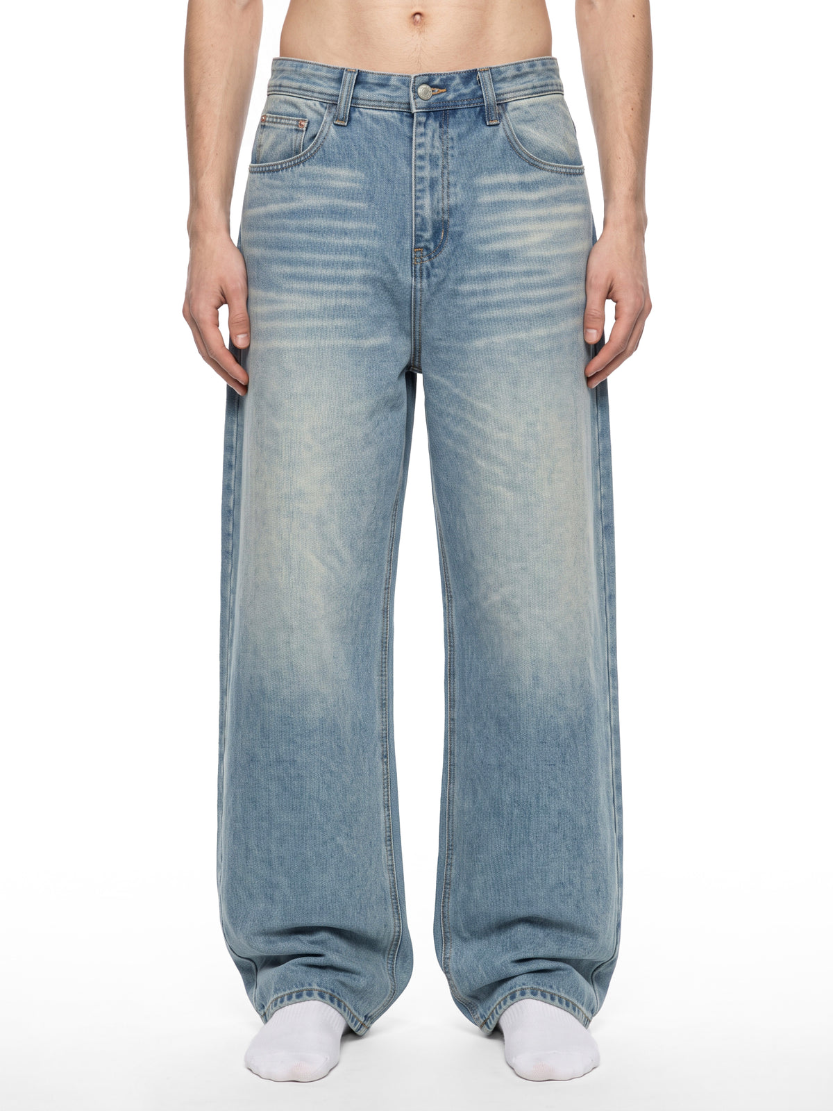 M | vintage wash denim jeans