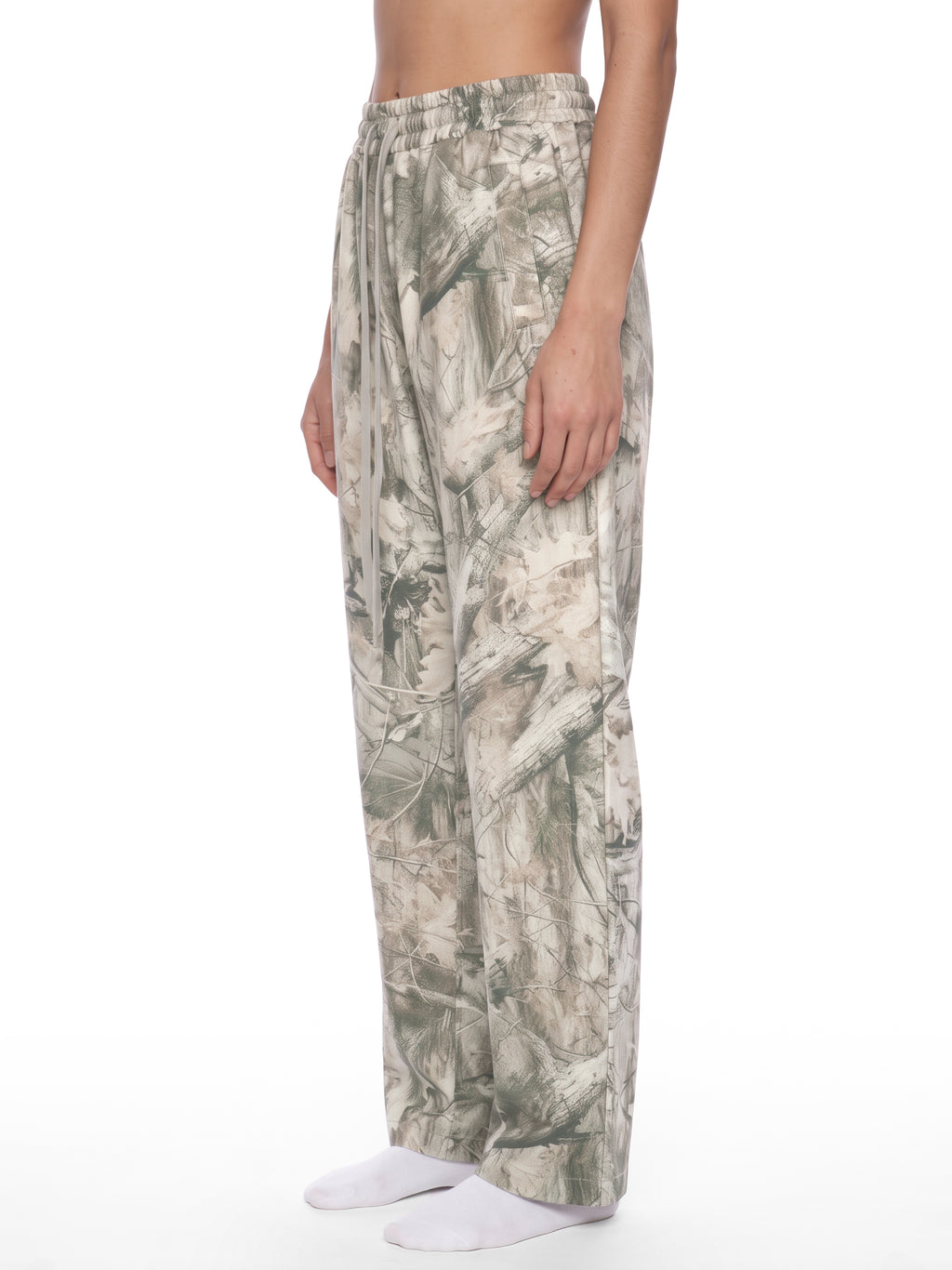 O | fleece tree camo sweatpants