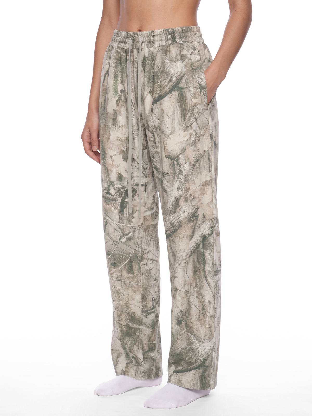 O | fleece tree camo sweatpants