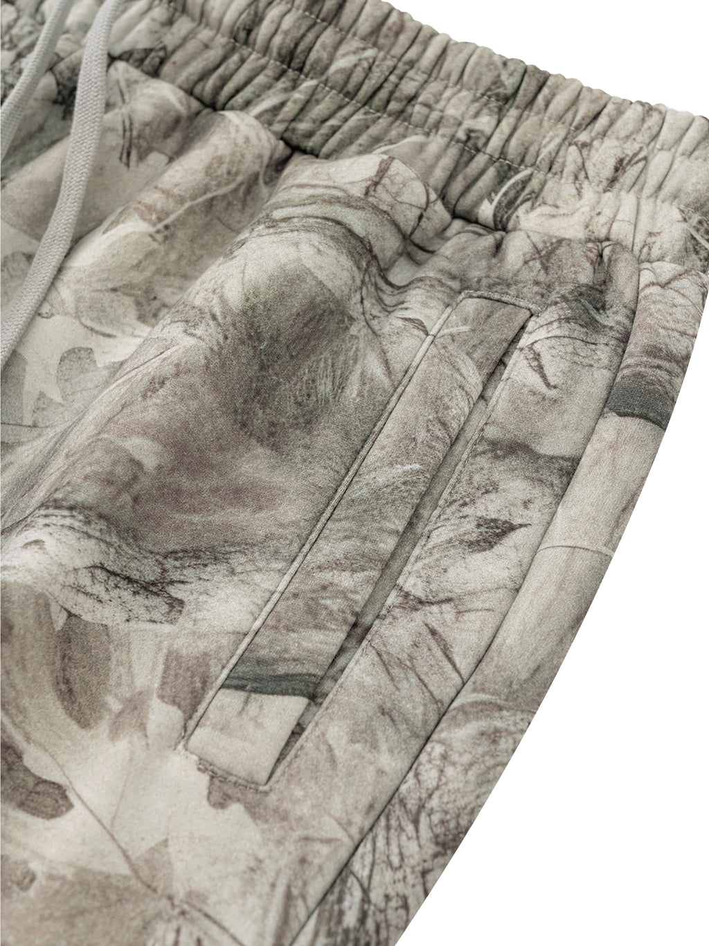 O | fleece tree camo sweatpants