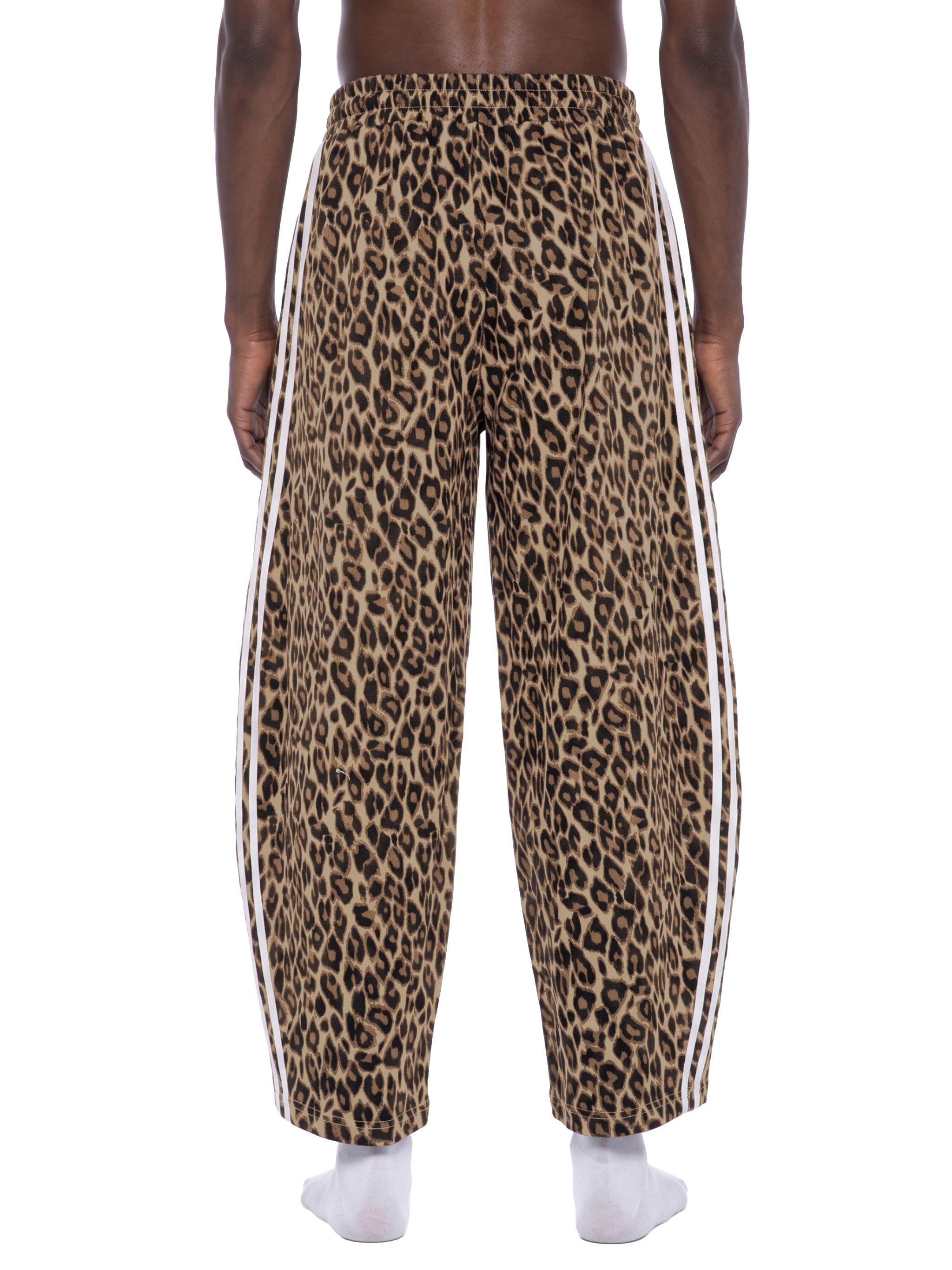 O | leopard barrel leg sweatpants