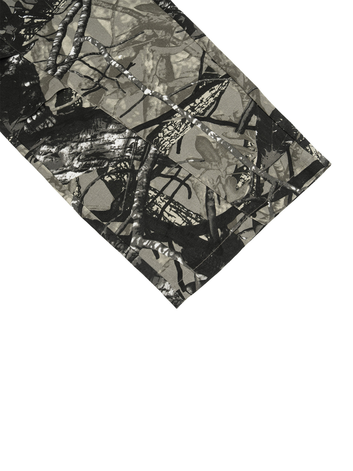 O | tree camo barrel leg pants