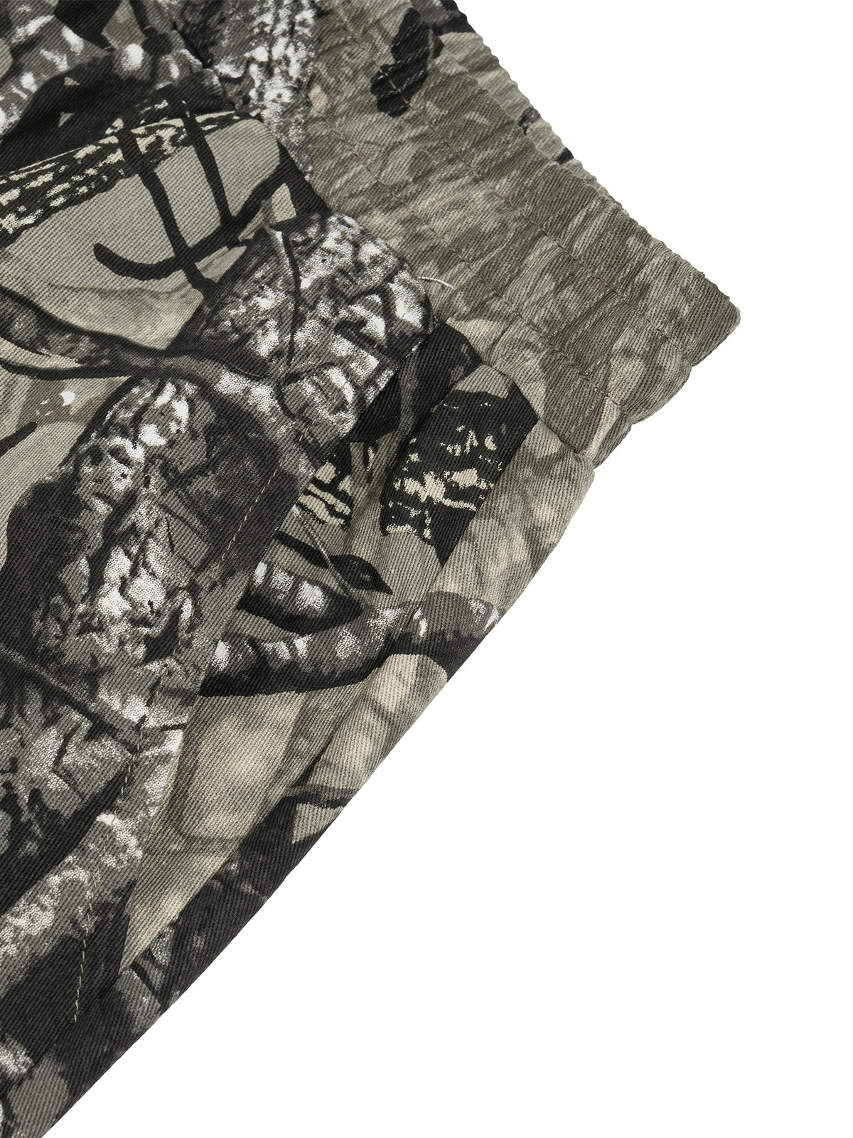 O | tree camo barrel leg pants