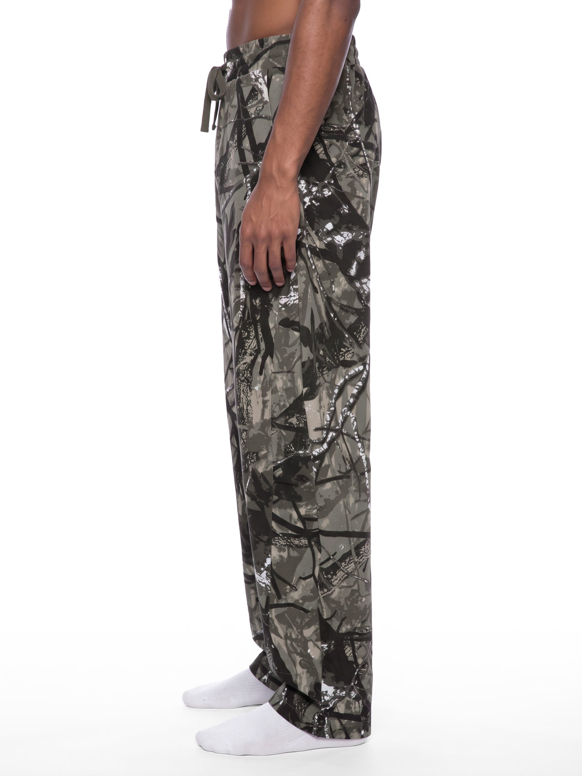 O | tree camo barrel leg pants
