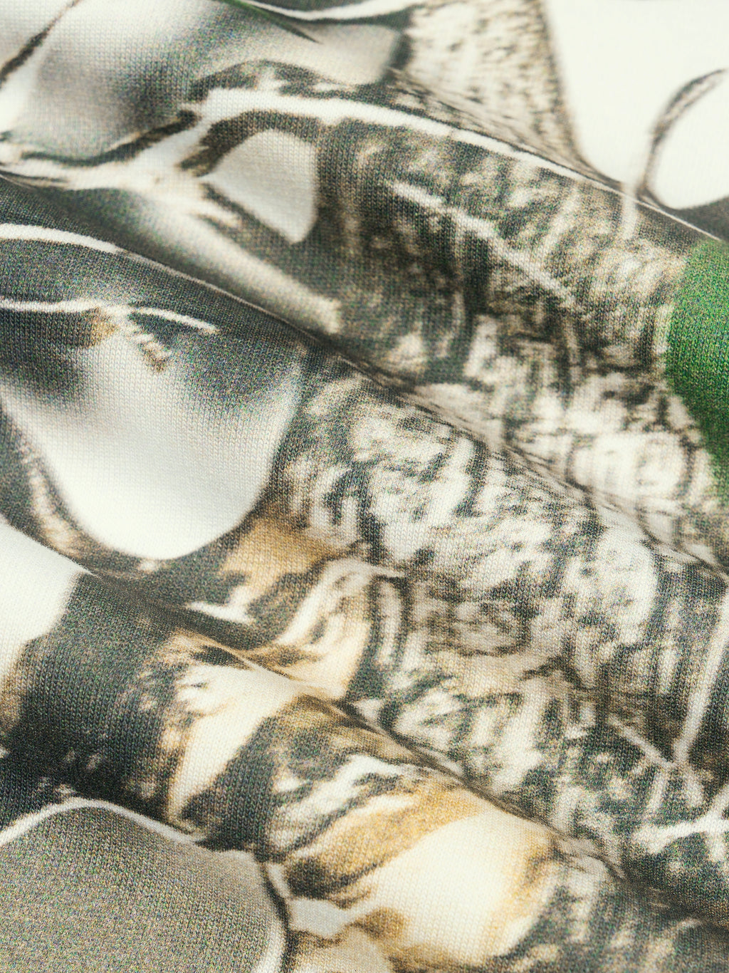 O | tree camo boxy t-shirt