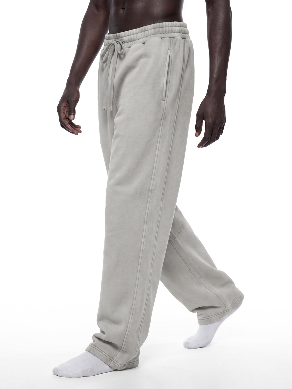 O | vintage wash barrel leg fleece sweatpants