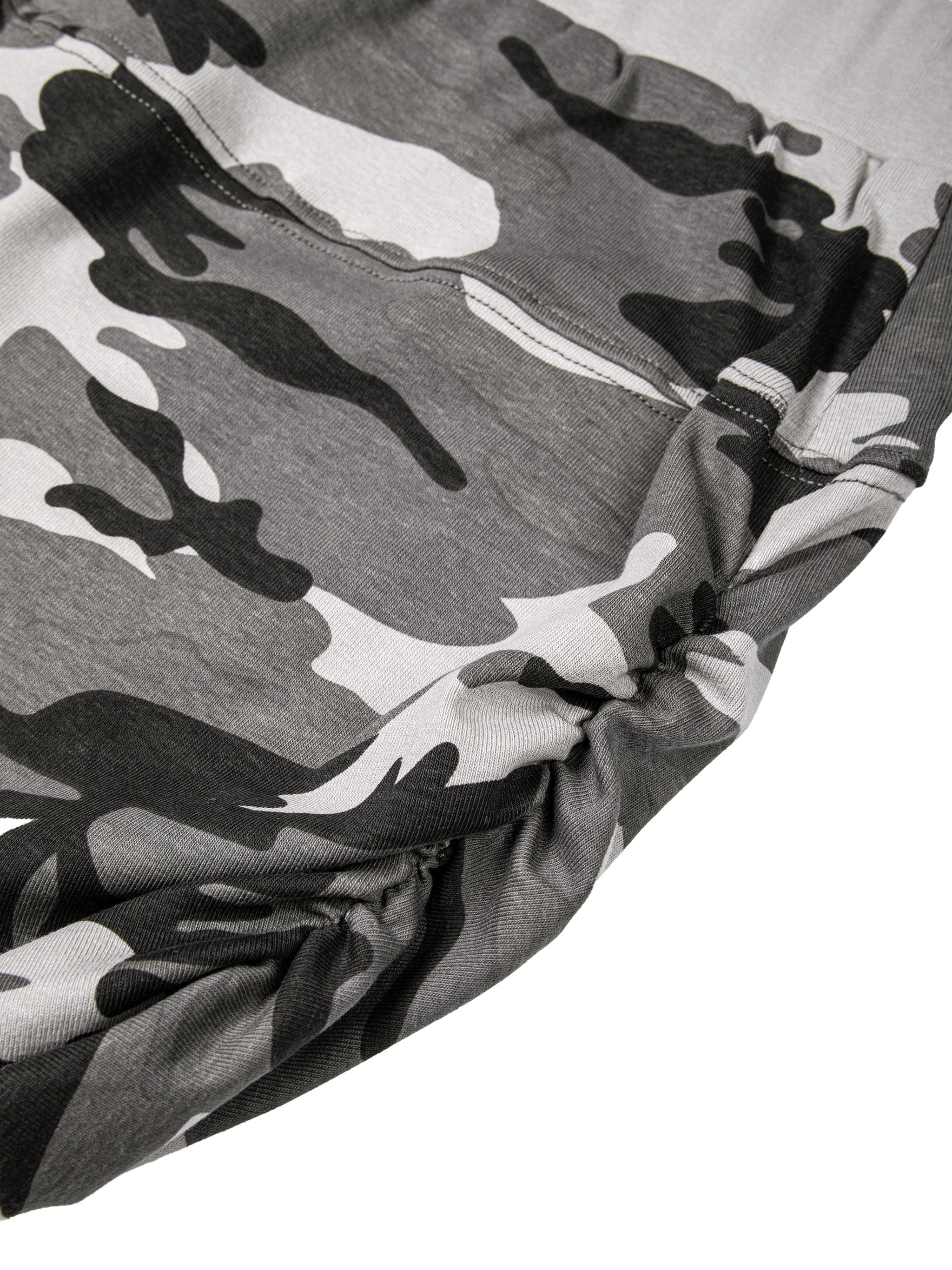 W | slim camo shorts
