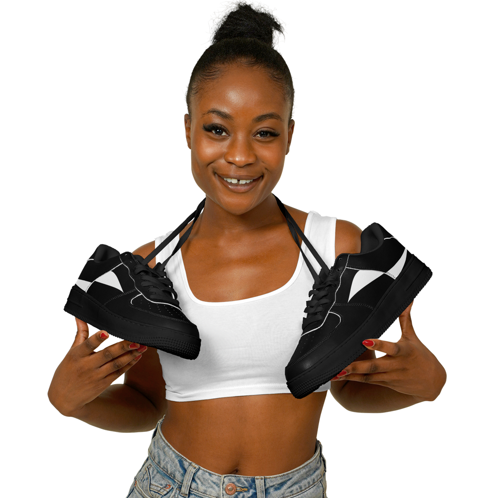 WOMEN'S MOMENTUM LOW-CUT SNEAKERS | black - Arcadia Apparel