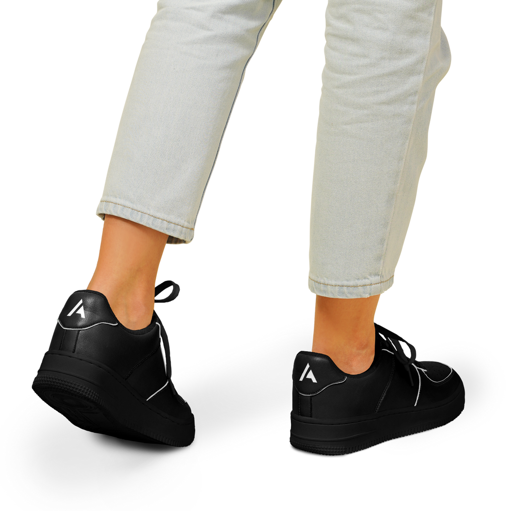 WOMEN'S MOMENTUM LOW-CUT SNEAKERS | obsidian