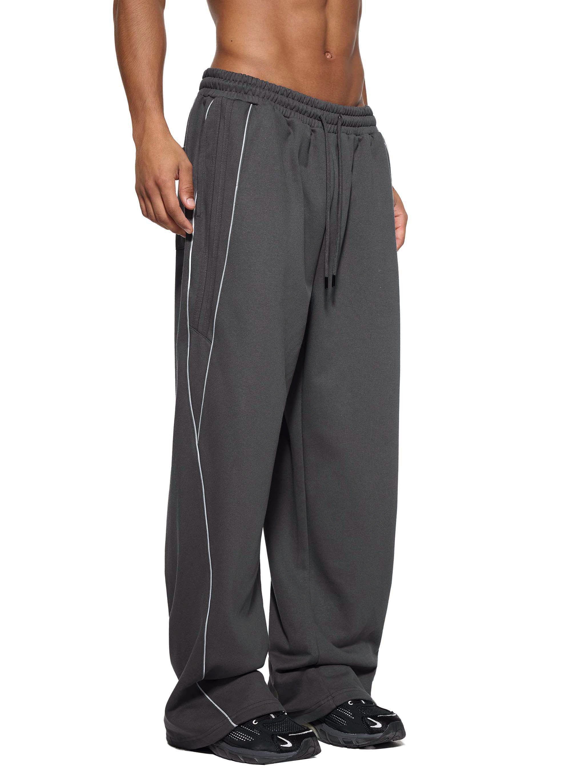 nath,neautral,sytyles,jacket,reflective,striped,straight-leg,sweatpants,arcaprl