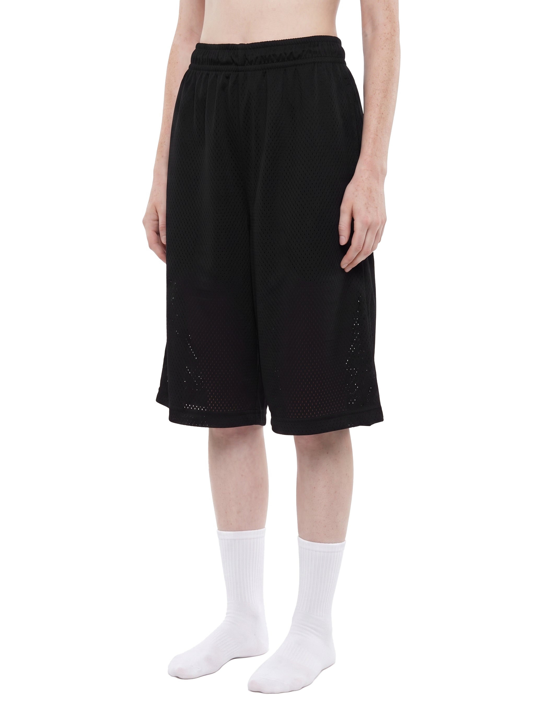 O | mesh basketball shorts